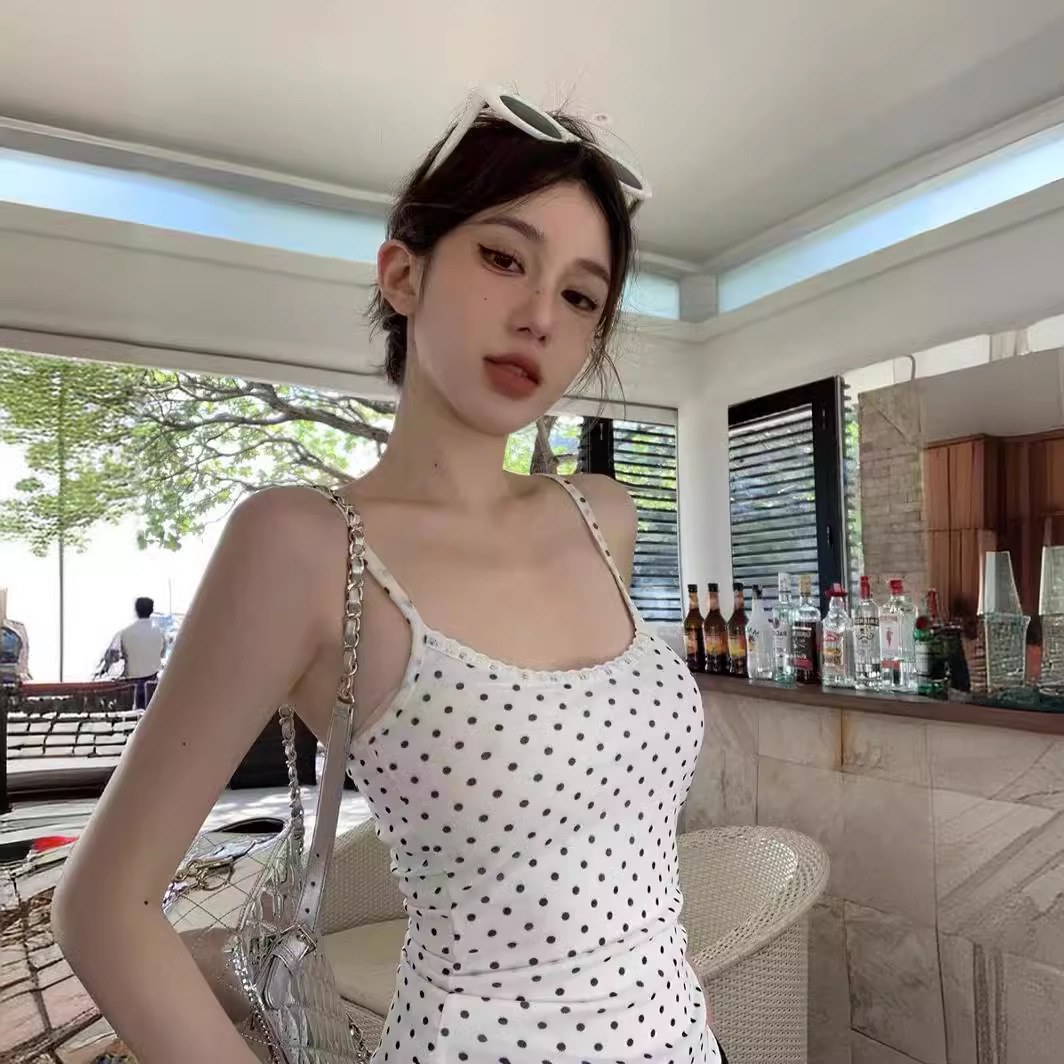 Designer-style Polka-dot Lace Camisole - Image 6