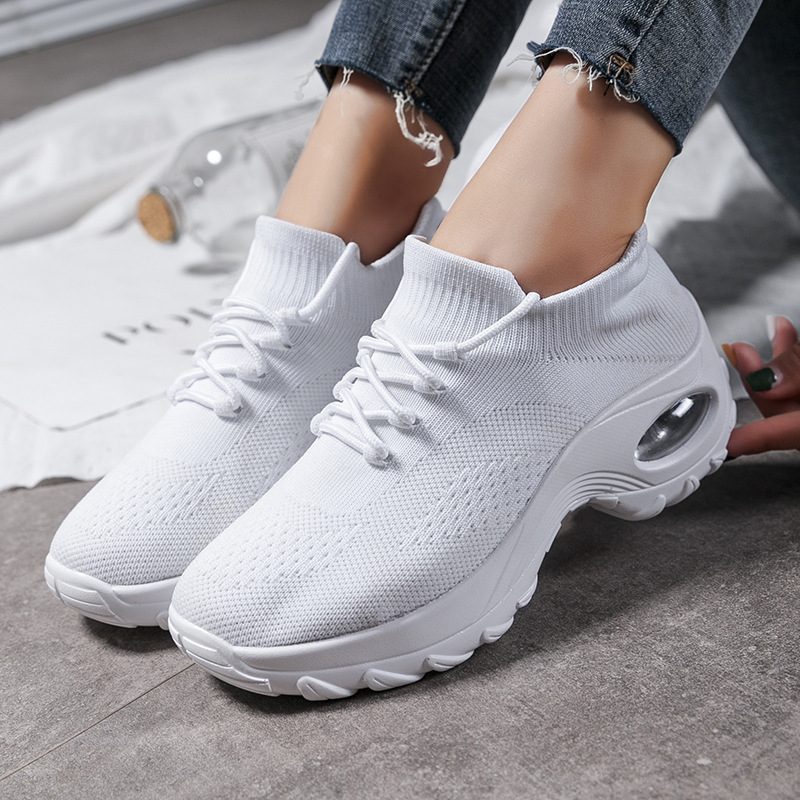 Sports Women Flying Knit Socks Shaking Shoes - Image 5